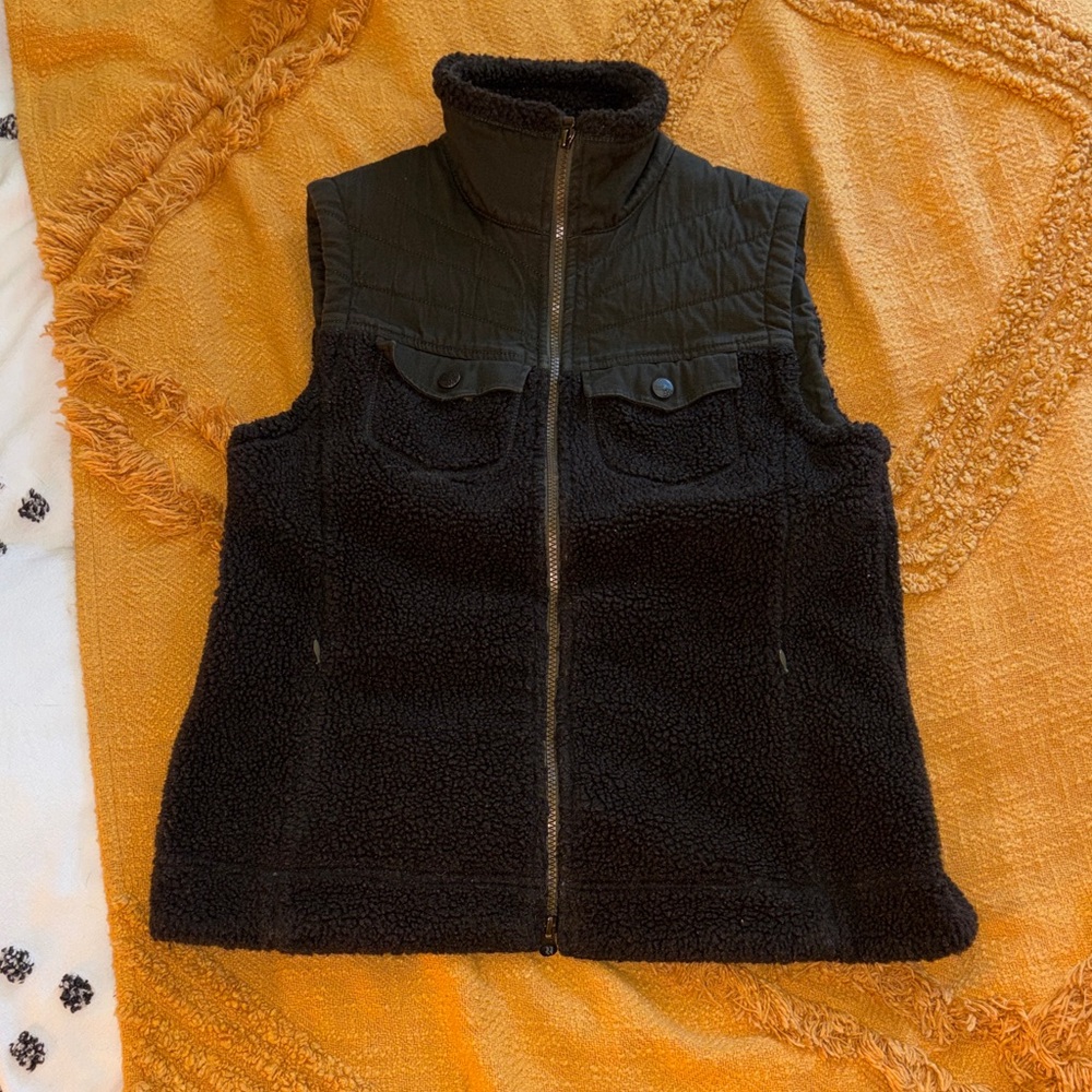 Royal Robbins Dark Olive Fleece Vest